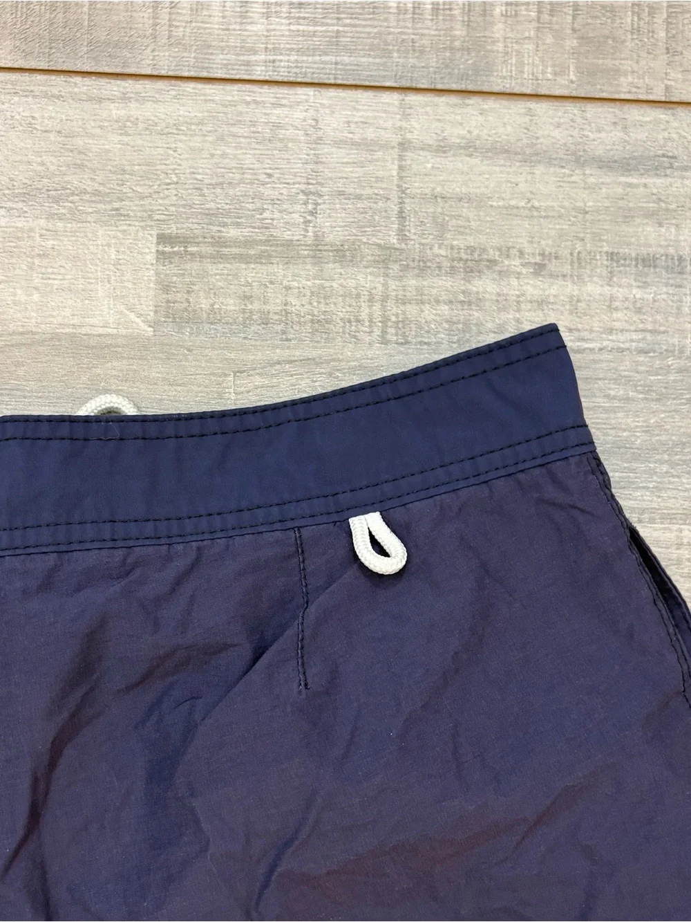 Tommy Hilfiger Mens Swim Trunks Size Small Board Shorts Spell Out Lined Blue